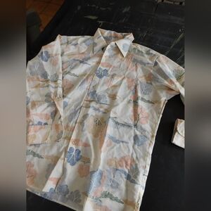 VINTAGE - Floral Patterned Button-Up Shirt